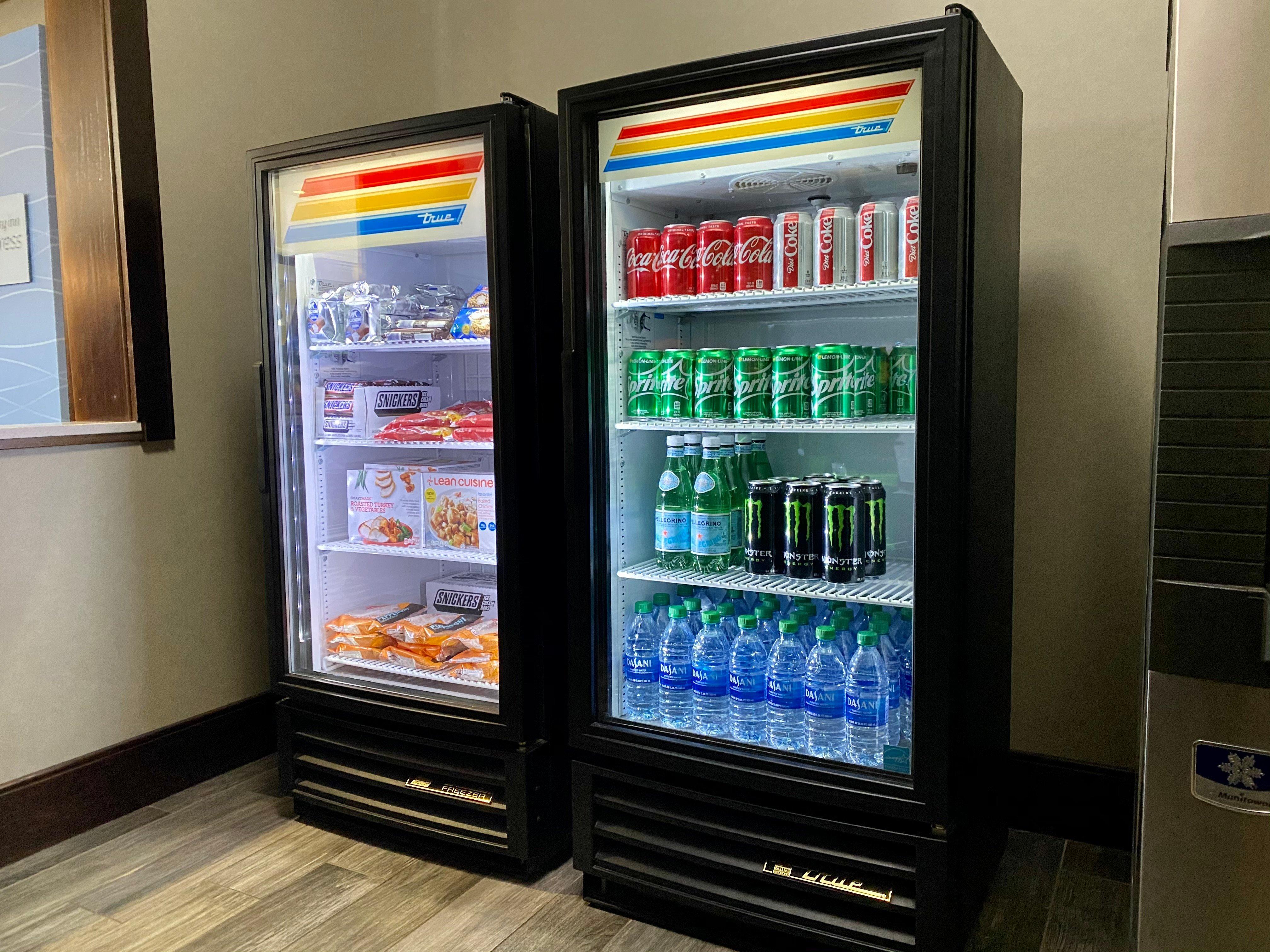 Holiday Inn Express Sidney By Ihg Exteriör bild