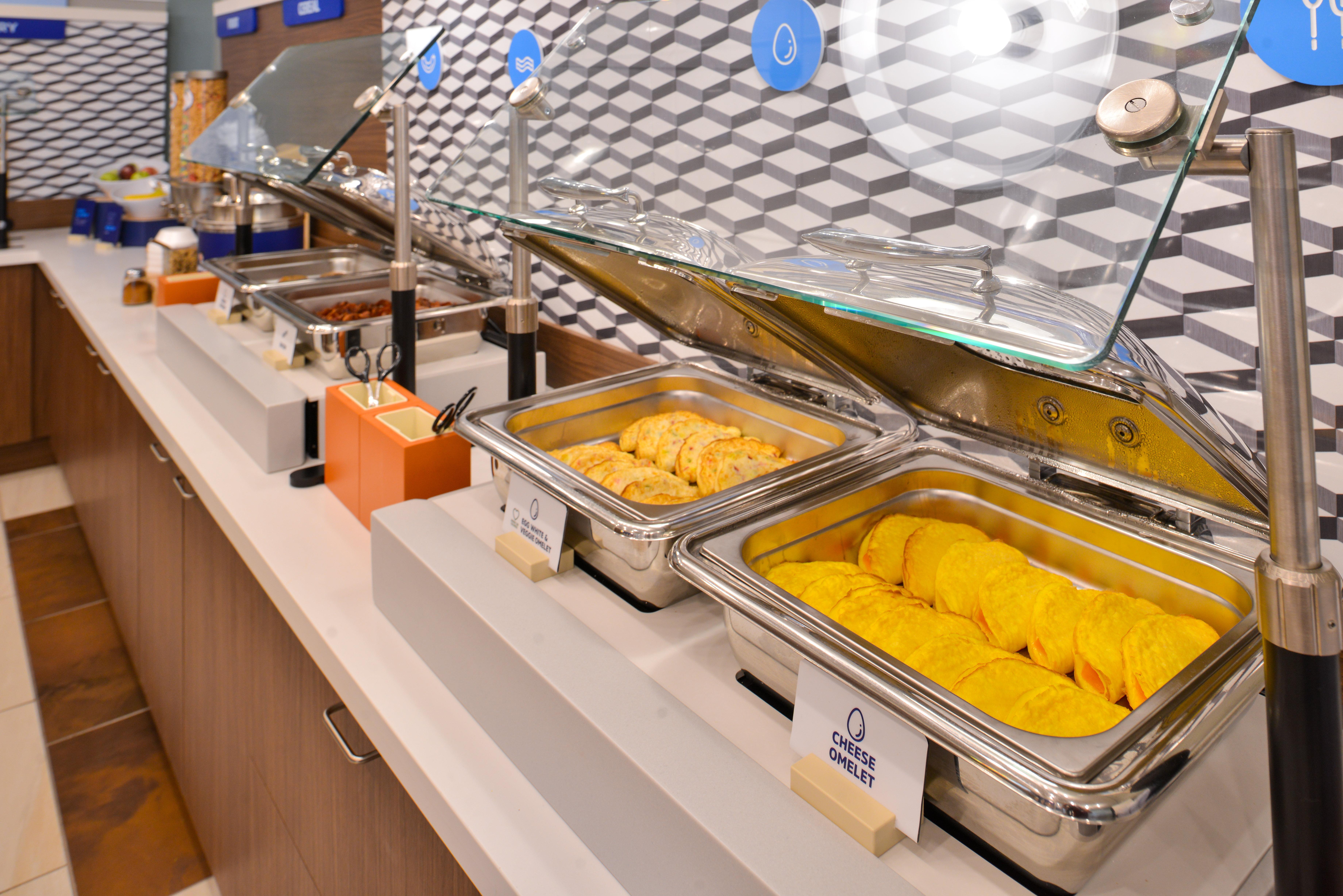 Holiday Inn Express Sidney By Ihg Exteriör bild