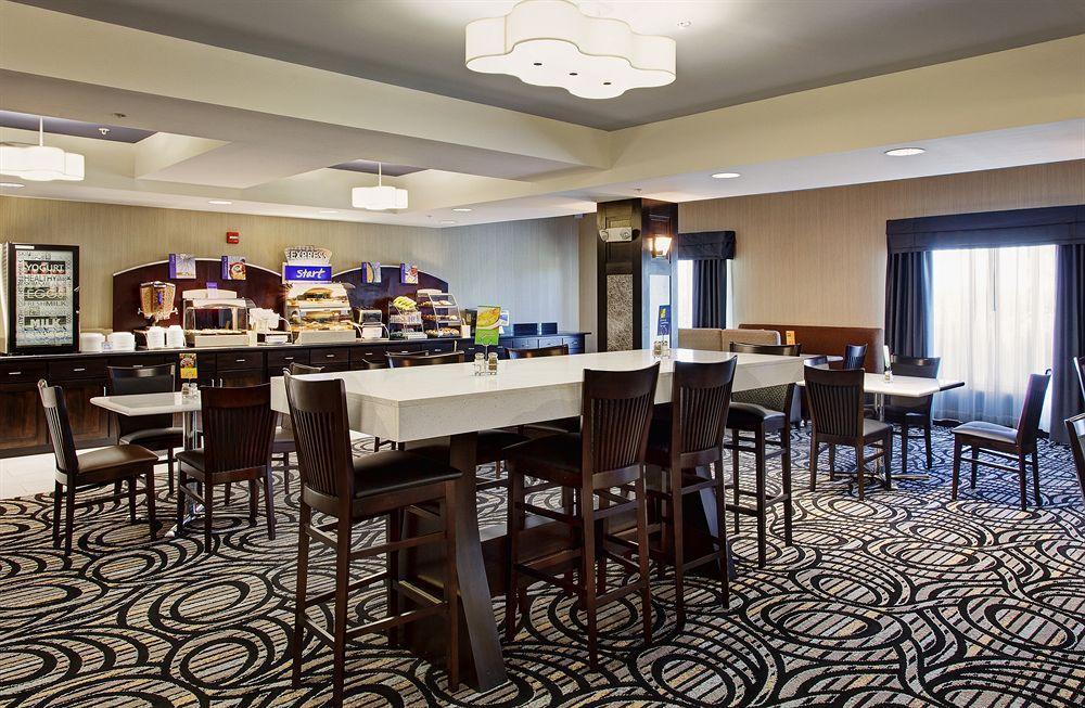 Holiday Inn Express Sidney By Ihg Exteriör bild